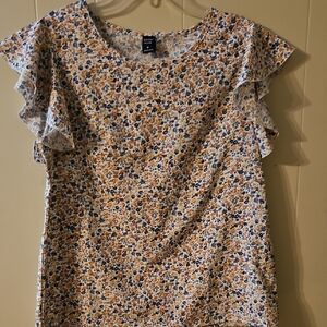 Emery Rose White Flutter Sleeve Ruffled Blouse